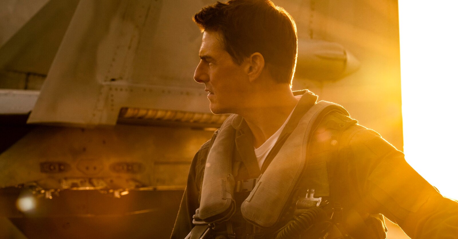 マイルズ・テラー 直筆サイン入り写真 保証書 トップガン マーヴェリック　jc4 マイルズ・テラー 直筆サイン入り写真 保証書 トップガン